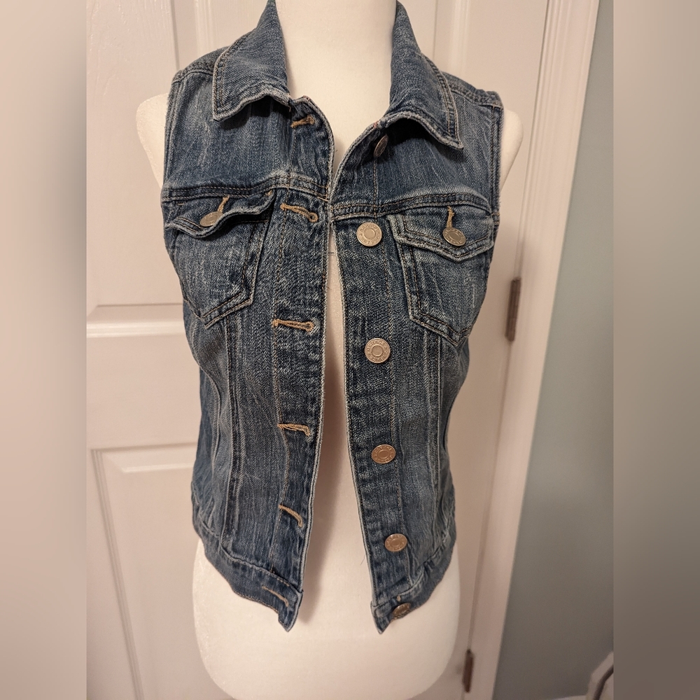 Bohemian Chic women's sleeveless jean jacket or vest size xs